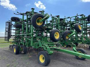 2019 John Deere 2230