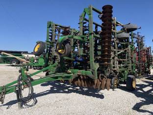 2013 John Deere 2310