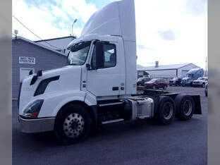2015 Volvo VNL