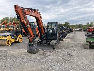 2022 Hitachi ZX85USB-7