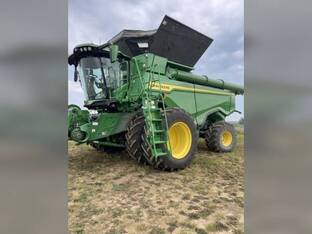 2023 John Deere X9 1000