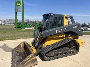 2017 John Deere 333G