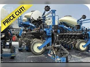2022 Kinze 3665