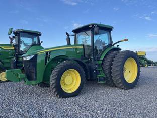 2014 John Deere 8270R