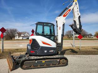 2022 Bobcat E50