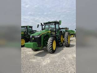 2022 John Deere 8R 310