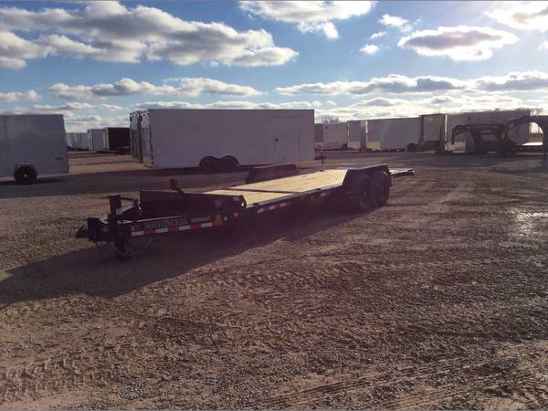 2024 Load Trail 83x22' 14k tilt trailer torsion axles
