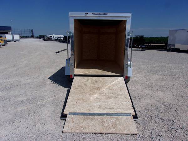 2024 Cross 5x8' enclosed cargo trailer single axle