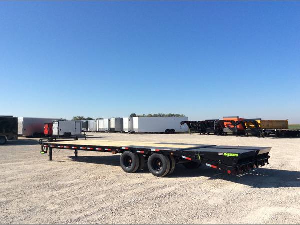 2024 Load Trail 102x30' deckover trailer flatbed equipme