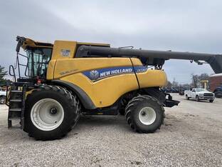2020 New Holland CR7.90