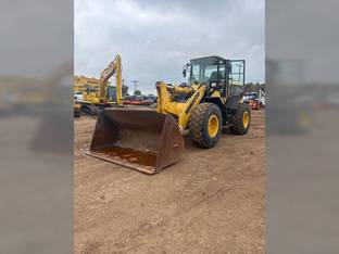2020 Komatsu WA320-8