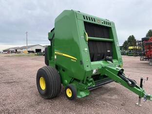 2021 John Deere 560R
