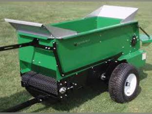 Earth & Turf 320 topdresser