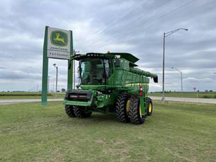 2013 John Deere S670