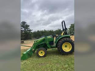 2022 John Deere 4052R