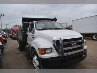 2004 Ford F650 SD