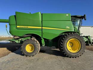 2021 John Deere S780