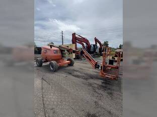 2016 JLG 450AJ