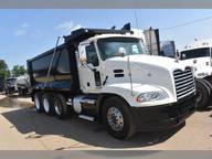 2017 Mack PINNACLE CXU613