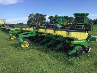 2003 John Deere 1720