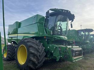 2022 John Deere S790