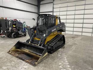 2022 John Deere 333G