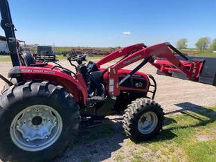 2015 Mahindra 3540 PST