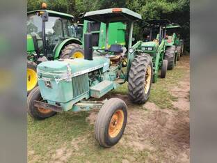 1977 John Deere 2040