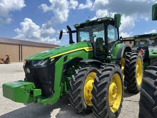 2023 John Deere 8R 310