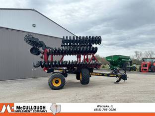 2024 Versatile FURY HS300