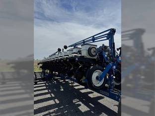 2010 Kinze 3600