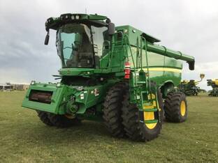 2023 John Deere S780