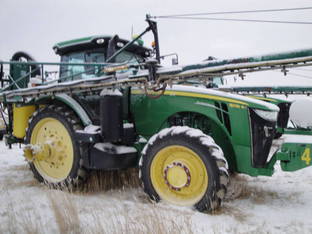 2012 John Deere 8235R