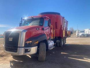 2017 Supreme International 1400T