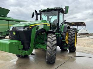 2023 John Deere 8R 280