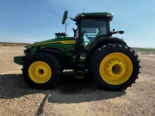 2023 John Deere 8R 370