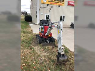 2023 Takeuchi TB210R