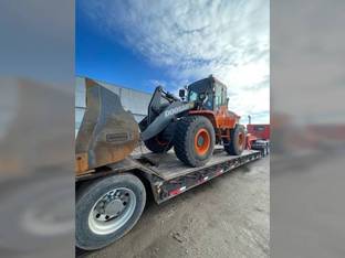 2021 Develon Wheel Loaders DL200-5