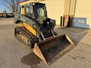 2018 John Deere 333G