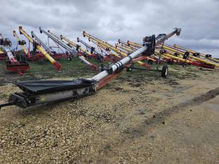 Universal 1545 FIELD LOADER SD