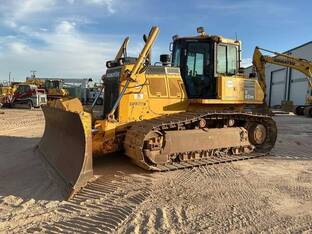 2018 Komatsu D65PX-18