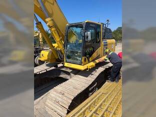 2019 Komatsu PC490 LCi-11