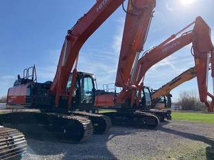 2023 Hitachi ZX300 LC-6