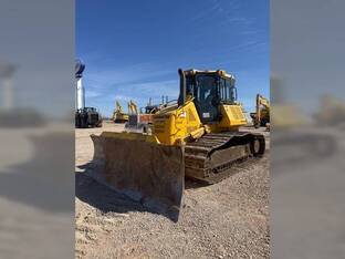 2019 Komatsu D61PX-24