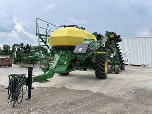 2022 John Deere N560