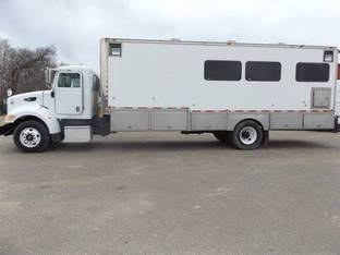 2006 Peterbilt 335