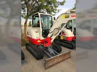 2023 Takeuchi TB235-2