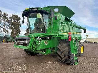 2022 John Deere S780
