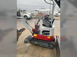 2022 Takeuchi TB210R