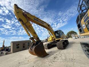 2017 Komatsu PC490 LC-11
